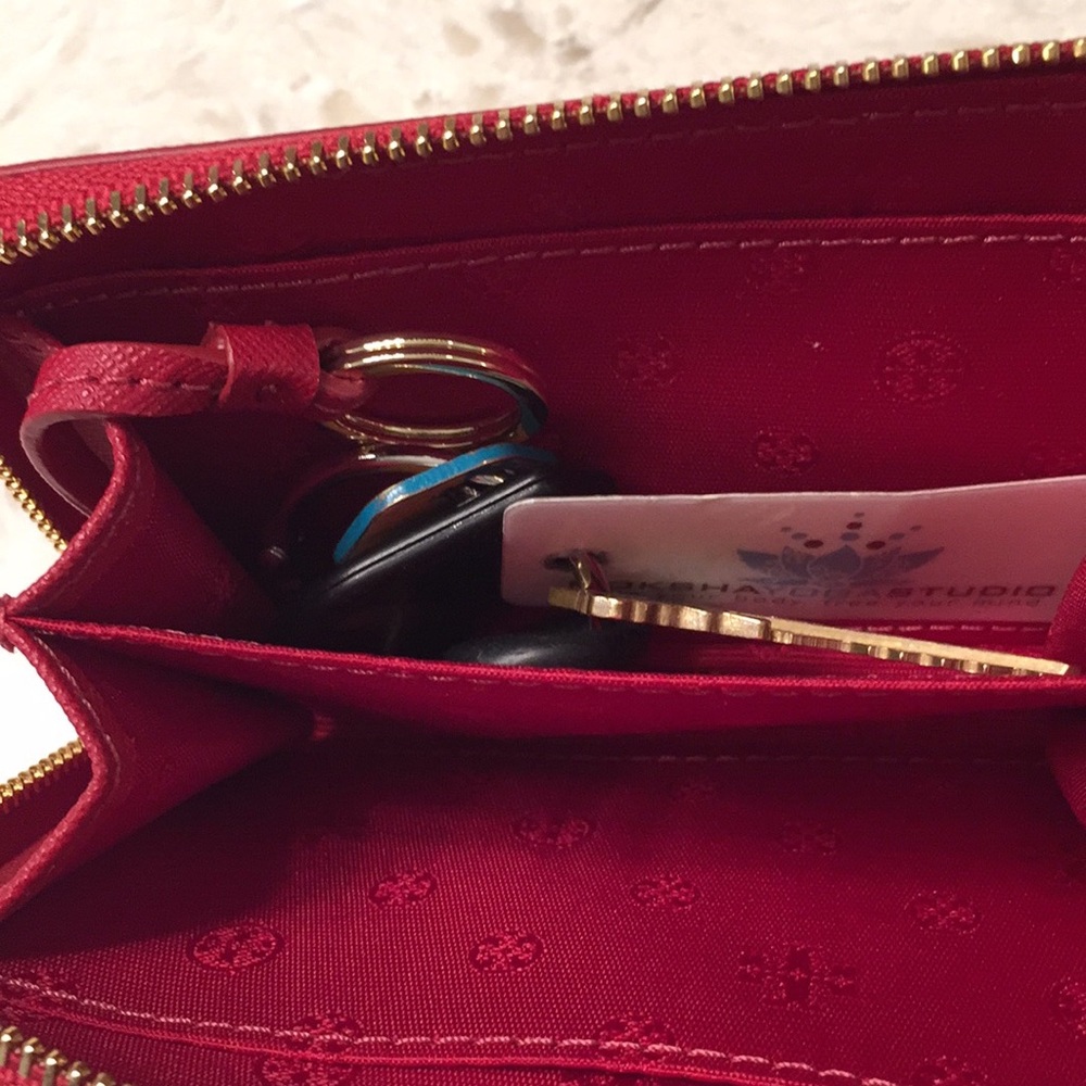Tory Burch Robinson Zip Coin/Key Case. NWT - Picture 3 of 8